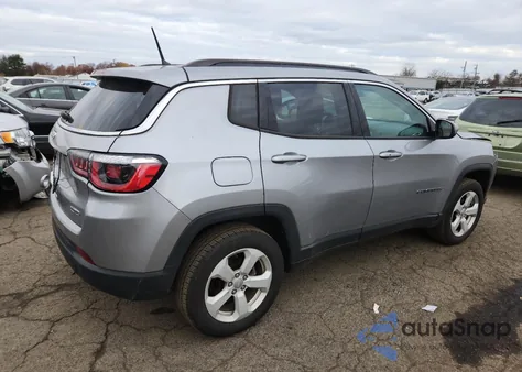 2018 Jeep Compass Latitude z USA, uszkodzony, nr VIN 3C4NJDBBXJT453748